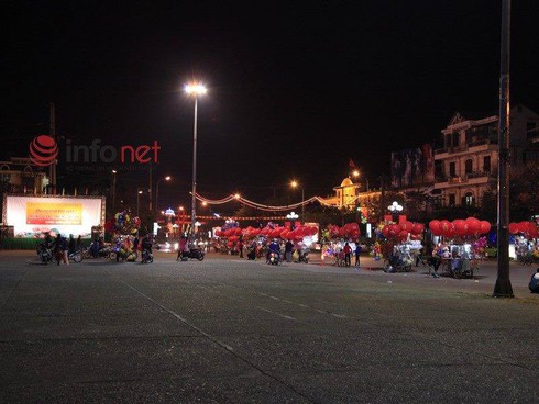 Không khí đón giao thừa Giáp Ngọ 2014 - ảnh 81