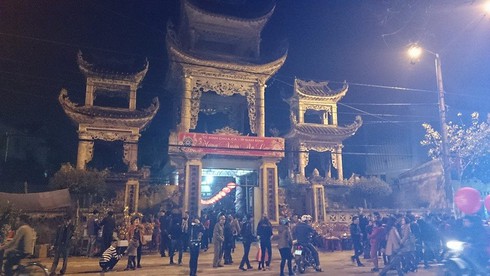 Không khí đón giao thừa Giáp Ngọ 2014 - ảnh 48