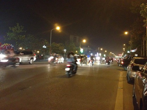 Không khí đón giao thừa Giáp Ngọ 2014 - ảnh 56