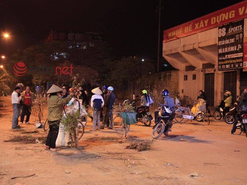 Không khí đón giao thừa Giáp Ngọ 2014 - ảnh 83