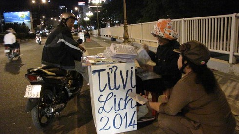 Không khí đón giao thừa Giáp Ngọ 2014 - ảnh 78