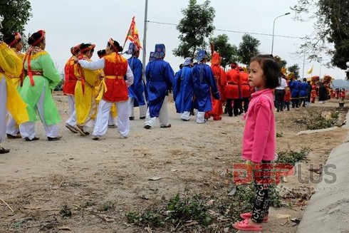 Rùng mình lễ hội chém lợn làng Ném Thượng - ảnh 8