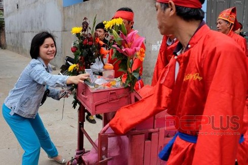 Rùng mình lễ hội chém lợn làng Ném Thượng - ảnh 6