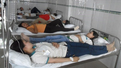 44 công nhân ở Hậu Giang nhập viện do quá đói - ảnh 1
