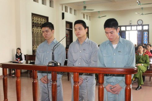 Xin lỗi... nhưng vẫn bị đánh chết - ảnh 2