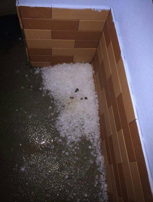 Mưa đá... như sung rụng ở Cao Bằng - ảnh 1