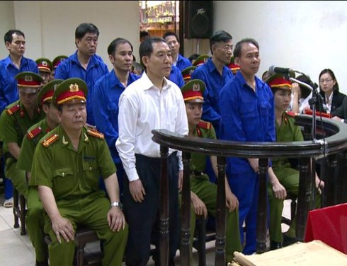 Phúc thẩm vụ Vinalines: Các bị cáo đổ tội cho nhau - ảnh 1