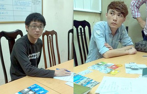 Bắt hai người Đài Loan lừa hàng tỉ đồng qua điện thoại - ảnh 1