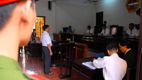 Xử vụ nguyên CSGT bắn chết người: Bị cáo chối tội - ảnh 6