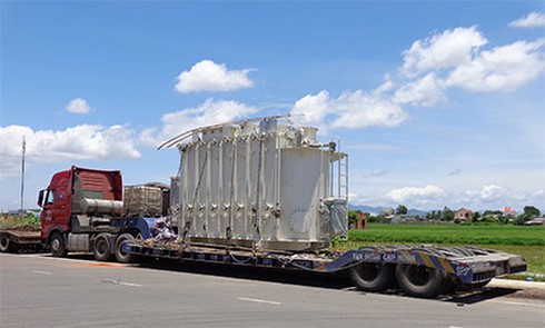 Bắt xe “khủng” siêu trường, siêu trọng - ảnh 1