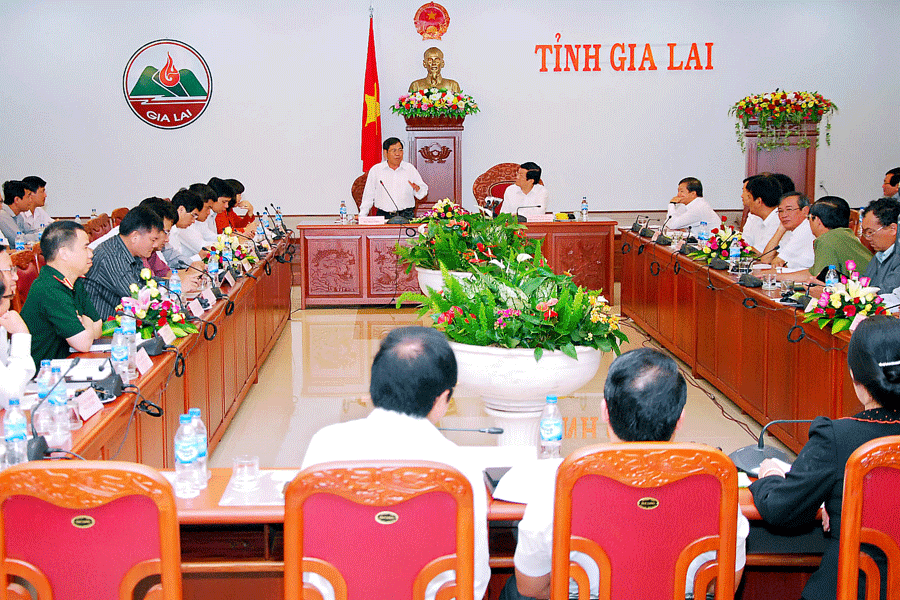 Chủ tịch nước Trương Tấn Sang thăm và làm việc tại Gia Lai - ảnh 1