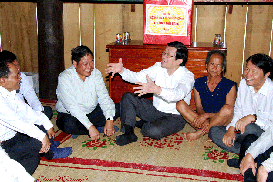 Chủ tịch nước Trương Tấn Sang thăm và làm việc tại Gia Lai - ảnh 5