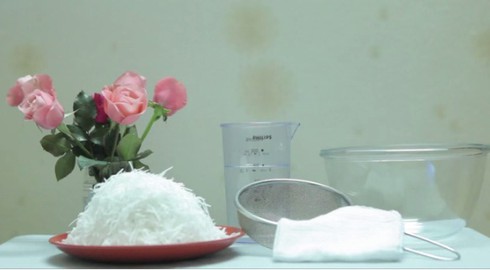 Cách làm dầu dừa nguyên chất tại nhà chỉ cần qua 3 bước - ảnh 1