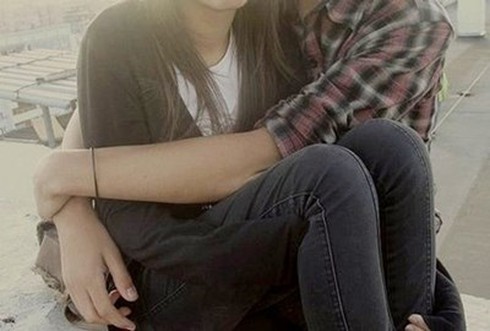 Bỏ nhà đi, bé gái lộ chuyện bị xâm hại - ảnh 1