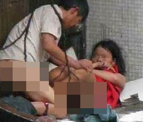 Sự thật kinh tởm của kẻ làm