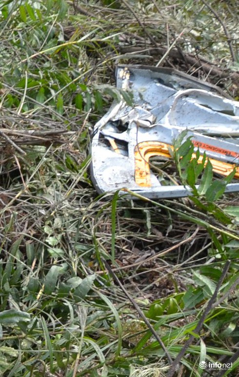 Ảnh cận cảnh hiện trường vụ trực thăng rơi làm 4 chiến sĩ hi sinh - ảnh 5