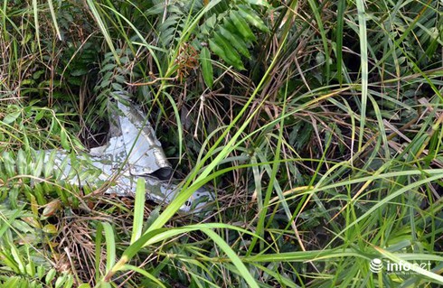 Ảnh cận cảnh hiện trường vụ trực thăng rơi làm 4 chiến sĩ hi sinh - ảnh 1