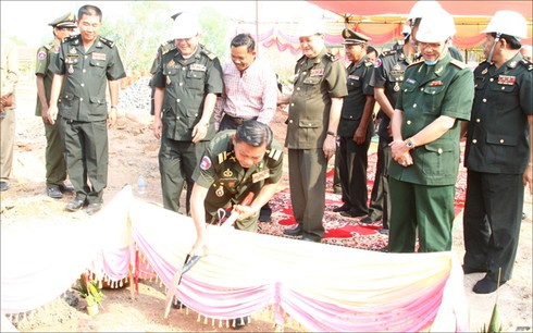 Quân khu 7 tăng cường hợp tác với Quân khu Đặc biệt Campuchia - ảnh 1