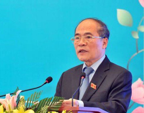 Chủ tịch Quốc hội gặp mặt các nữ nghị sĩ, lãnh đạo nữ - ảnh 1