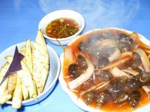 Cách xào ốc cay với dừa, sả, ớt, me - ảnh 1