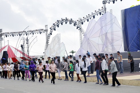 Carnaval Hạ Long 2015: 2.700 diễn viên góp mặt - ảnh 3