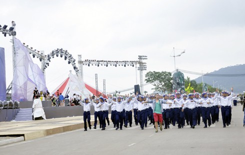 Carnaval Hạ Long 2015: 2.700 diễn viên góp mặt - ảnh 4