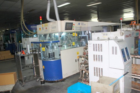 Đột kích đại công xưởng sản xuất đĩa đồi trụy ở Đồ Sơn - ảnh 2