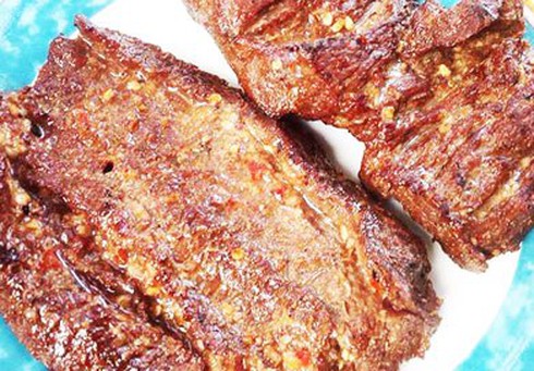 Món ngon từ thịt bò: Bò một nắng thơm ngon dễ làm - ảnh 1