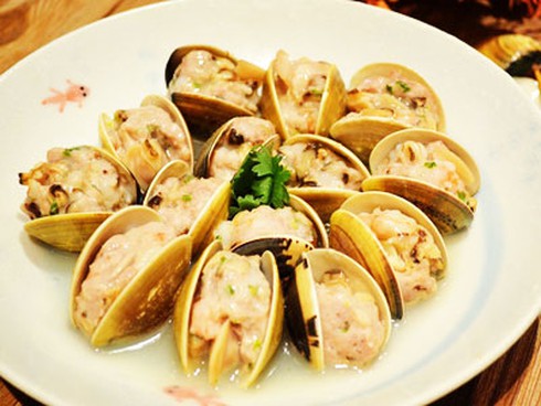 Ngao nhồi tôm thịt lạ miệng hấp dẫn - ảnh 1