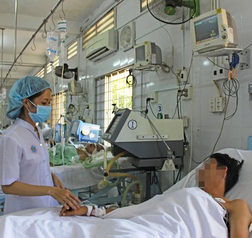 Bệnh nhân ngộ độc rượu, chết lâm sàng... được cứu sống - ảnh 1