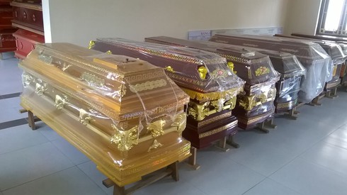 Lừa cả ông chủ... trại hòm! - ảnh 1