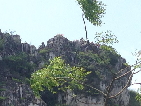 4 địa điểm