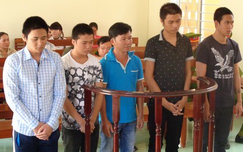 Trộm chuông chùa... bán phế liệu - ảnh 1