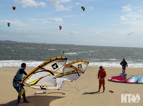 Giải Lướt ván diều KTA Tour châu Á năm 2016 tại Ninh Thuận - ảnh 1