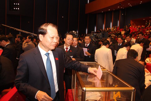 Bỏ phiếu bầu Ban Chấp hành Trung ương khóa 12 - ảnh 4