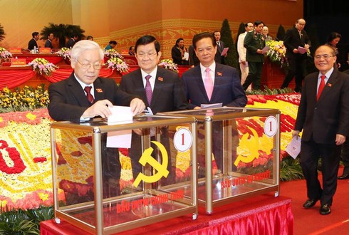 Bỏ phiếu bầu Ban Chấp hành Trung ương khóa 12 - ảnh 1