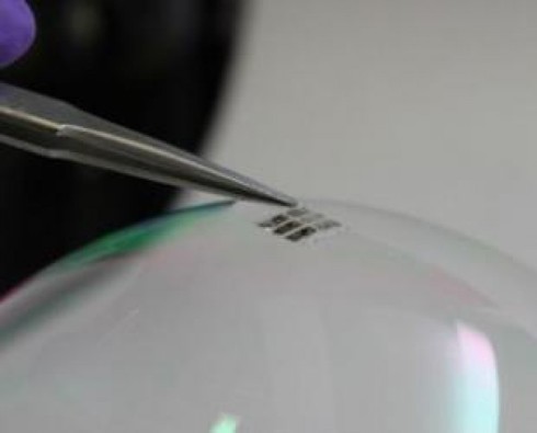 Phát minh pin Mặt Trời mỏng chưa từng có - ảnh 1