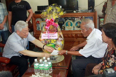 Tổng Bí thư Nguyễn Phú Trọng thăm và làm việc tại Khánh Hòa - ảnh 10