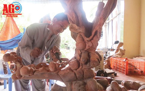 Thú vị nghề chơi… gốc cây - ảnh 2