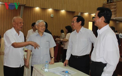 Ban Bí thư thông báo tình hình Biển Đông với cán bộ cấp cao nghỉ hưu - ảnh 2