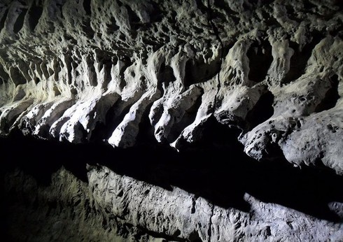 Loại đá đen đặc biệt xốp nhẹ, hút nước trên đảo núi lửa Jeju - ảnh 6