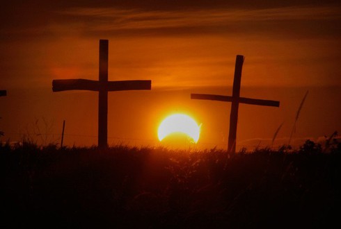 Nhật thực hình khuyên -