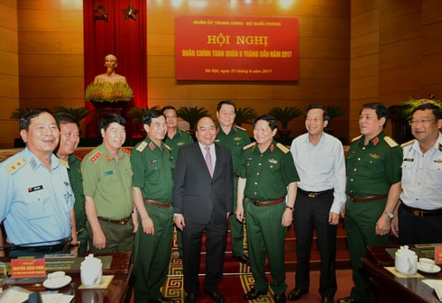 Thủ tướng Nguyễn Xuân Phúc dự Hội nghị Quân chính toàn quân - ảnh 3