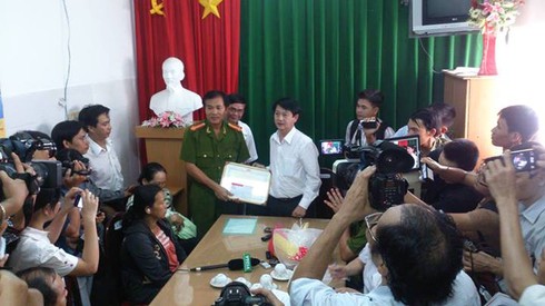 CA lần ra tung tích trước khi kẻ bắt cóc tự thú - ảnh 2