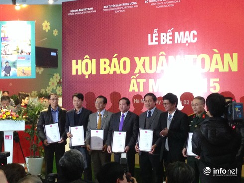 Hội Báo Xuân 2015: Gian