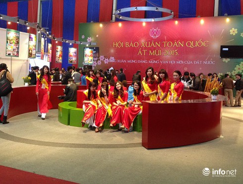 Hội Báo Xuân 2015: Gian