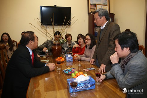 Thứ trưởng Trương Minh Tuấn chúc tết Báo Bưu điện Việt Nam - ảnh 2
