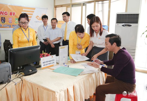 Người dân có thể ra Bưu điện gần nhất để cấp đổi giấy phép lái xe - ảnh 2