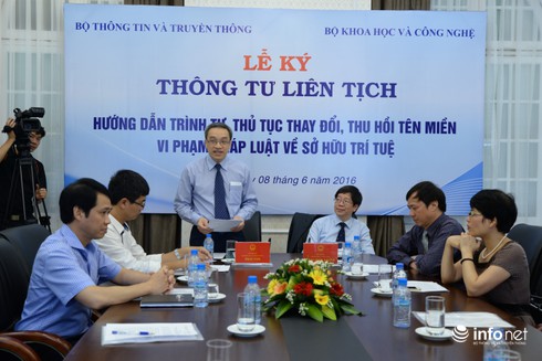 2 Bộ ký thông tư liên tịch, thống nhất xử lý tên miền vi phạm sở hữu trí tuệ - ảnh 1