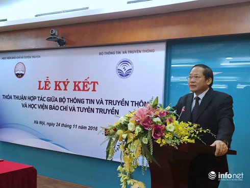 Bộ TT&TT ký kết thỏa thuận hợp tác với Học viện Báo chí và Tuyên truyền - ảnh 1